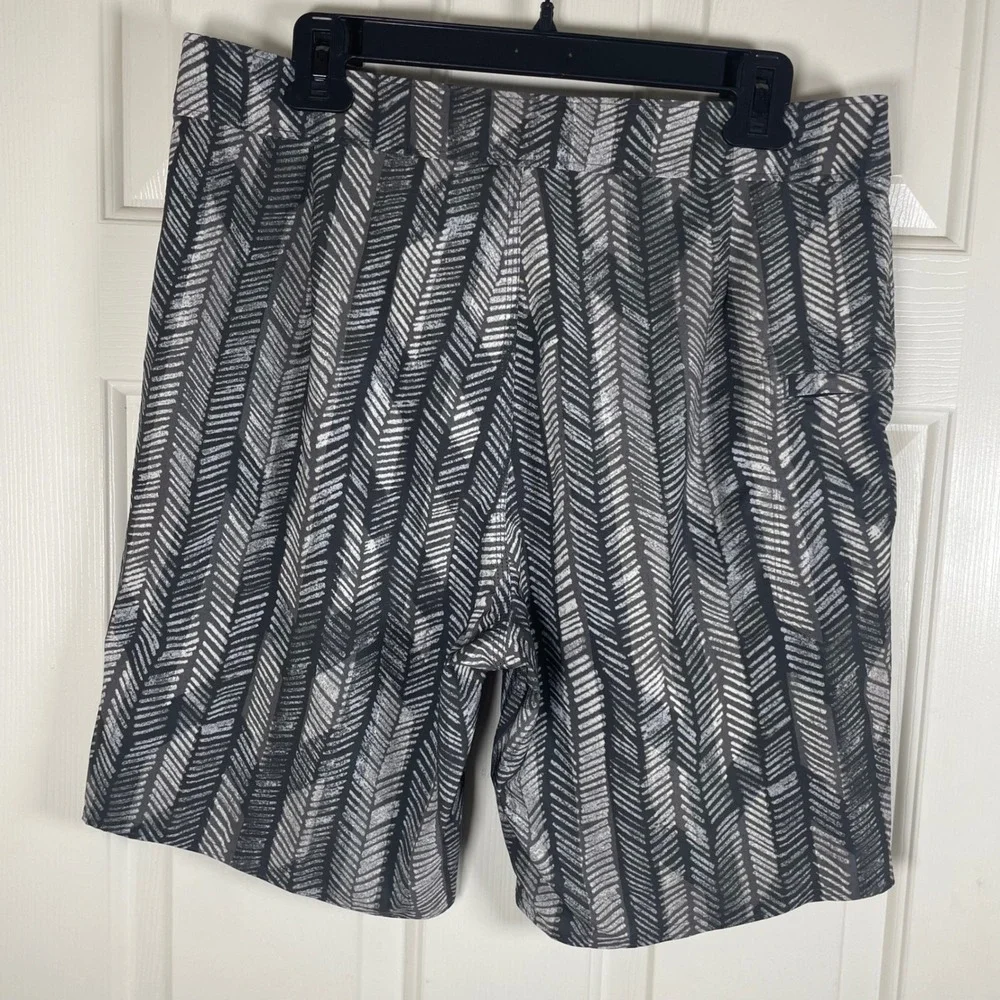 Outerknown Apex Boardshorts Men 33 Grey Black Geometric Surf Trunks Kelly Slater